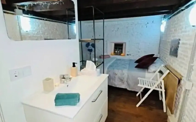 airbhouse private rooms & apartments