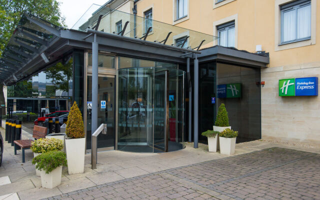 Holiday Inn Express Bath, an IHG Hotel