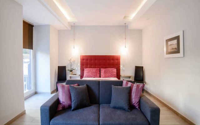 Riviera Luxury Suites B&B