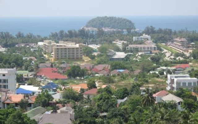Kata Hill Seaview Apartment
