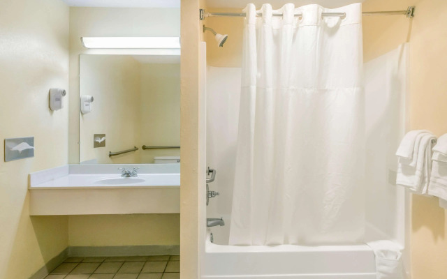 Americas Best Value Inn Clayton