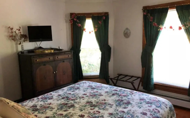 Antique Rose Inn Windham