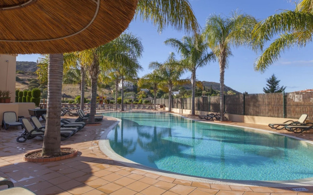 B27 - Luz Bay 2 Bedroom Apartment