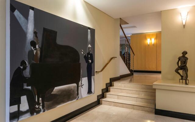 Mantis No5 Boutique Art Hotel