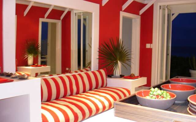 Coral Sands Inn & Cottages