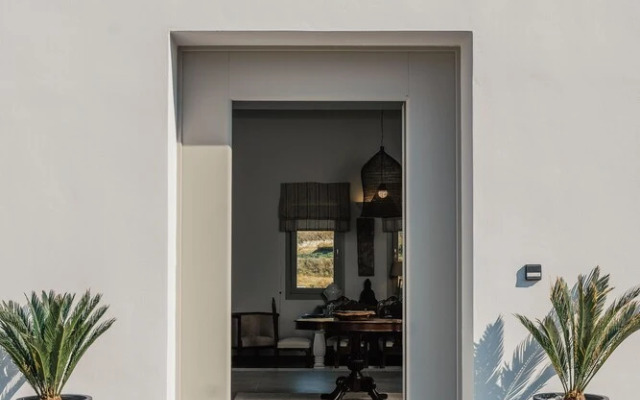 Kaminos Private Villa