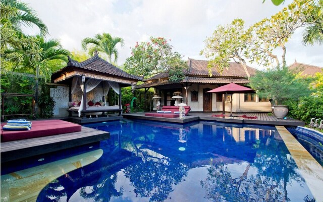 Nani Villa