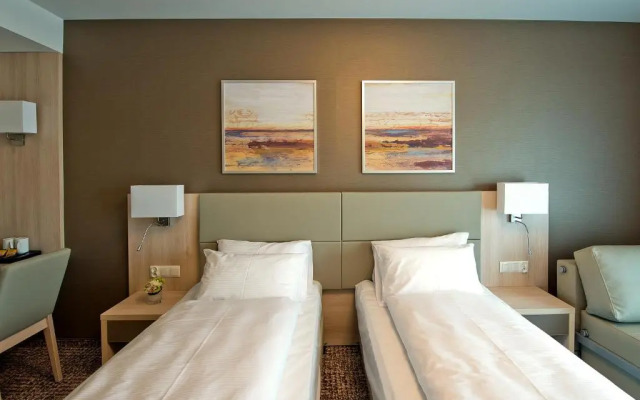 Molo Resort Hotel