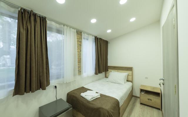 Patriott Hotel