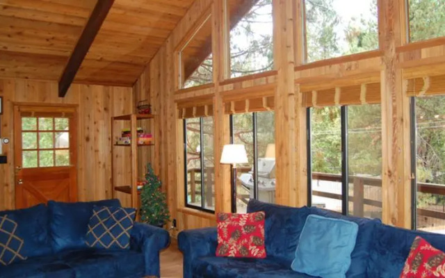 RedAwning Cabin #17B Tylers Bungalow