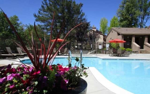 Global Luxury Suites near Canyon Lakes