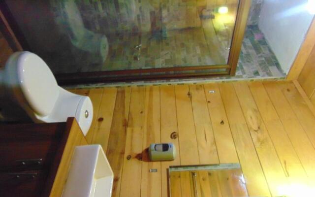 Cabaña dentro del Bosque para 24 Personas