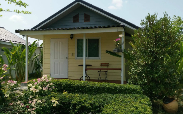 Les Collines Resort