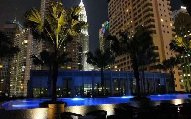 Platinum KLCC Kuala Lumpur by SabaSuites 