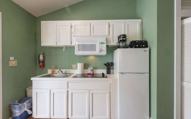 Southernmost Sanctuary Apartment