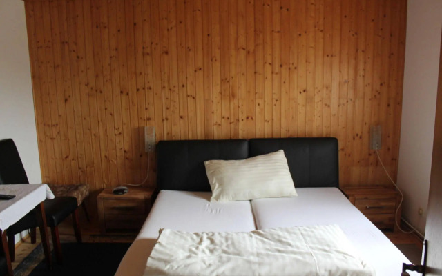 Gasthof - Pension Waldhof