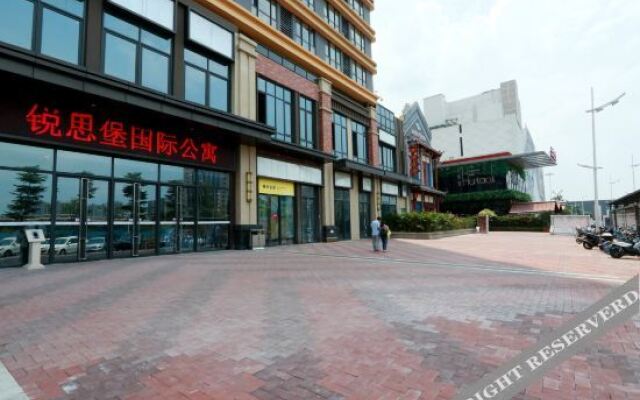 Zhijiang International Apartment (Foshan Sanshui Wanda Shop)