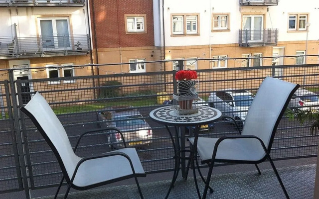 Stunning Waterfront Apartment