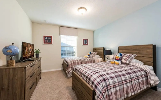 Pleasant Townhouse at Storey Lake