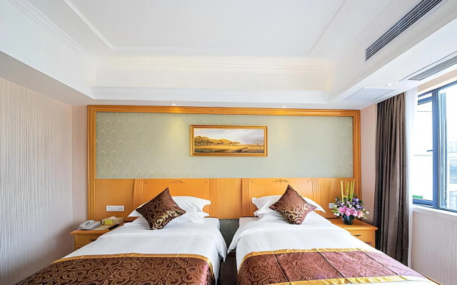 Vienna Hotel Guilin Wanfu Square Branch – Guest Rooms – Guilin