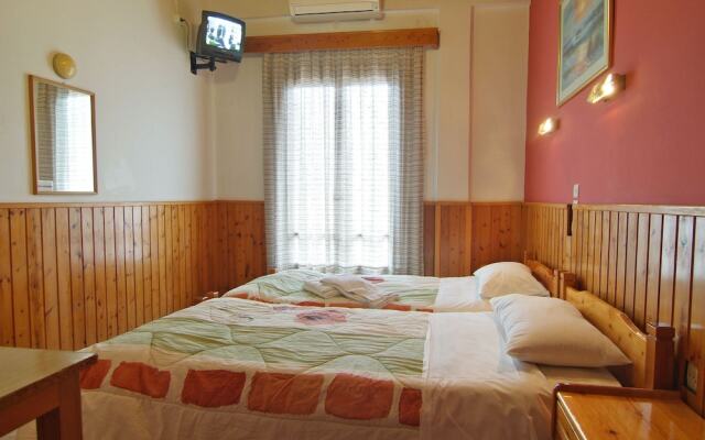 Hotel Athina