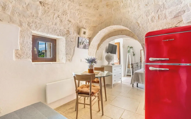 4023 Trullo Domi by Perle di Puglia