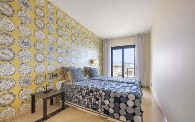 2218-Duplex first line beach with sea view