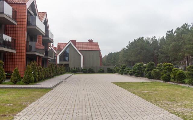 Sea Whisper Apartment, By Cohost