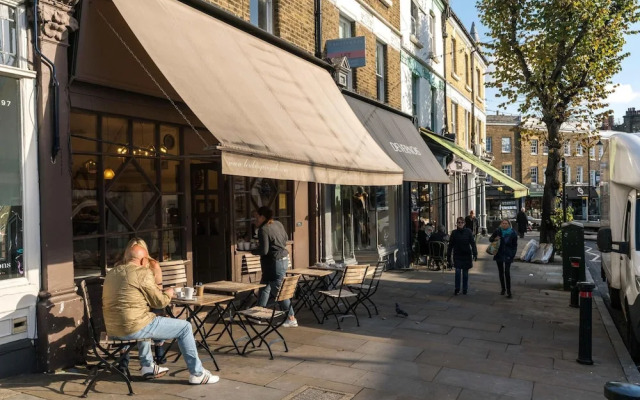 Super 1BD Flat in the Heart of Blackheath Village