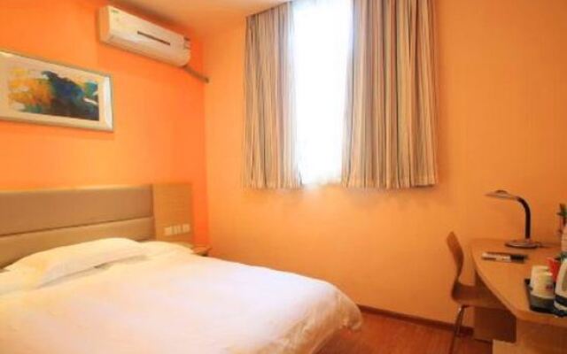 Motel Hotel (Guangzhou Luoxi Bridge Xiajiao Subway Station)