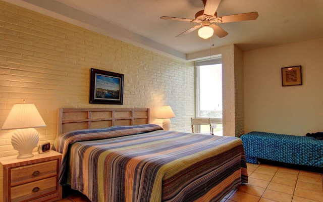 Channelview 207