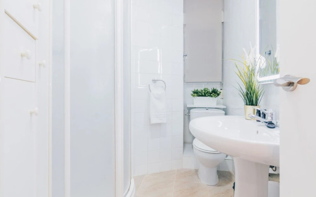 Olabe by People Rentals