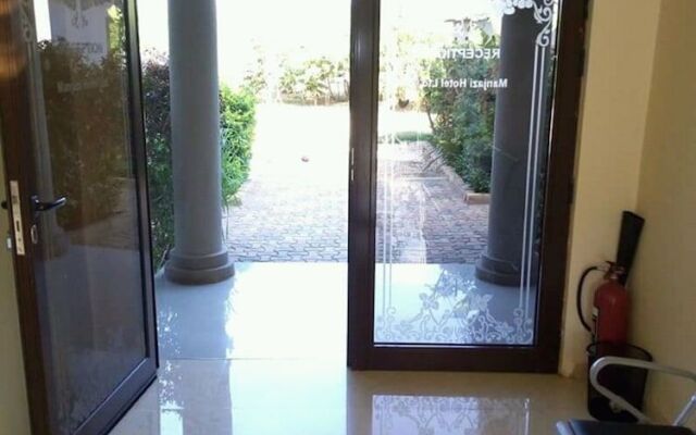 Manjazi Hotels