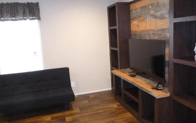 Double Barr Cottages