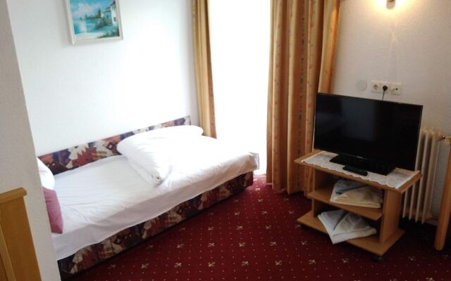 Pension Weirather