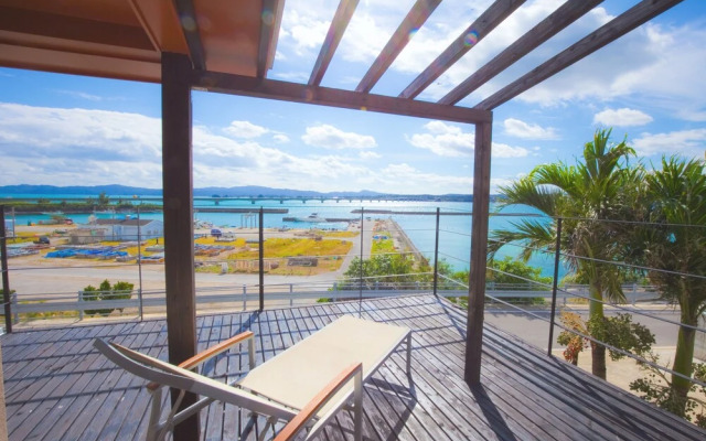 Aletta Kouri resort