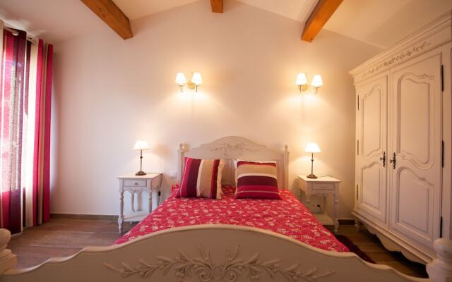 Le Hameau de l'Oliveraie