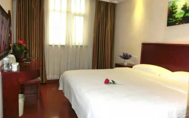 GreenTree Inn (Beijing Liangxiang Suzhuang Metro Station)