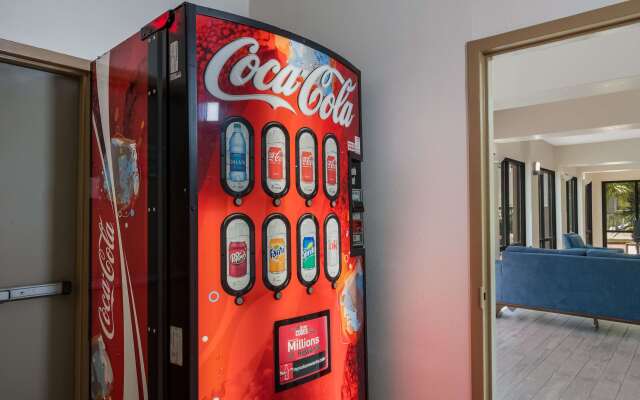 Econo Lodge Inn & Suites Diamondhead