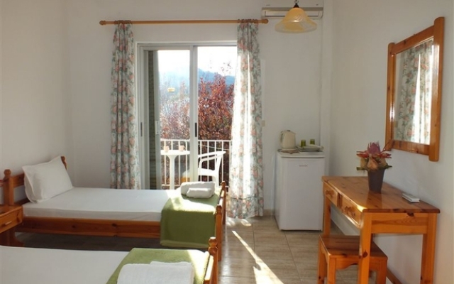 Akis Rooms