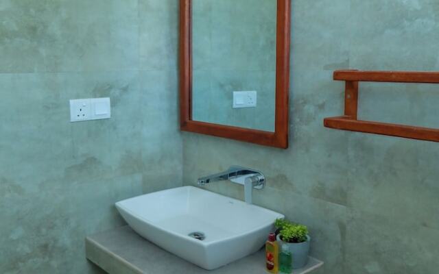 Traveller's Hotel Hikkaduwa