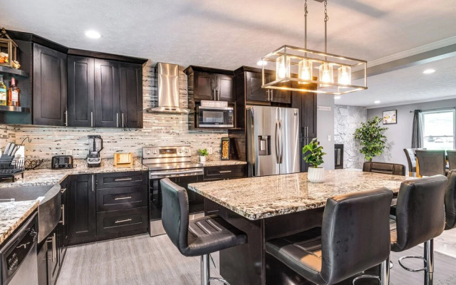 Indianapolis Vacation Rental ~ 8 Mi to Downtown!