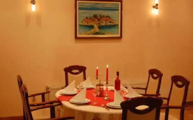 Hotel Montenegro