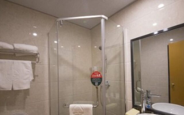 GreenTree Alliance Chuzhou Laian County Development District Jingyi Road Hotel.