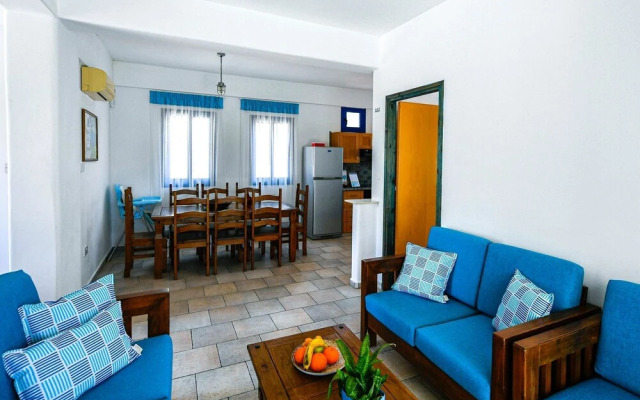 Azzurro Holiday Villas Peyia