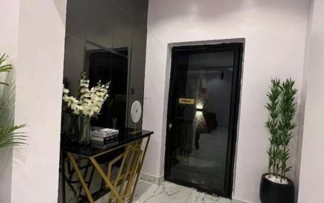 De Phantom Continental Hotel Lekki