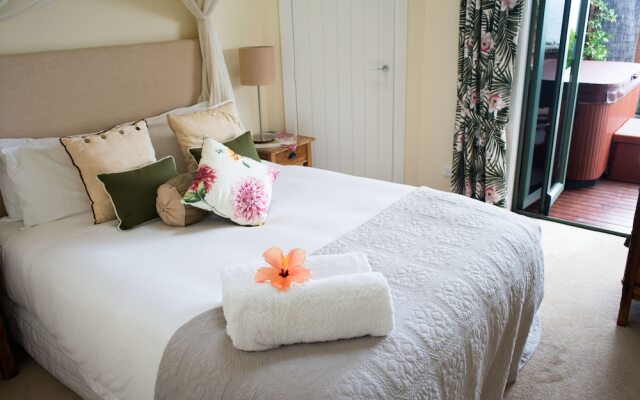 Waoku Lodge