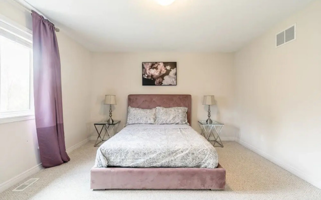 Modern 3BR 2BA Townhome in Lakeshore