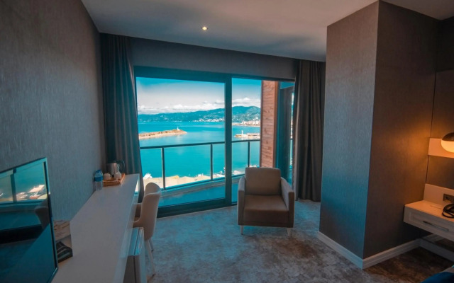 Royal Comfort Hotel