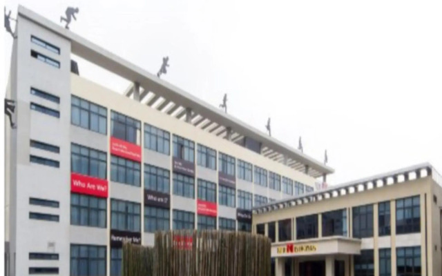 Ningbo Beilun Tiangang Manfei Hotel
